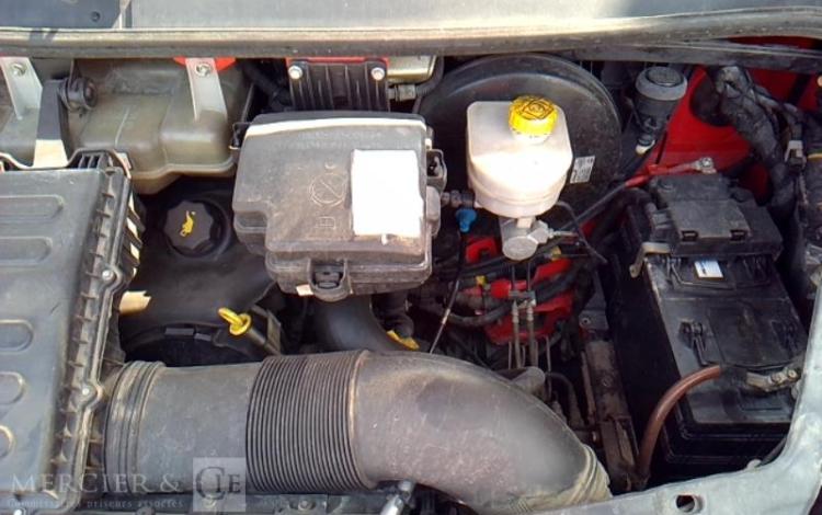 IVECO 35C13 BENNE SIMPLE CABINE COFFRE ROUGE DD-100-VM