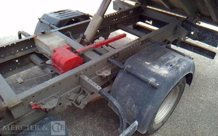 IVECO 35C13 BENNE SIMPLE CABINE COFFRE ROUGE DD-100-VM