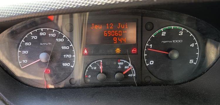 IVECO 35S11 AVEC NACELLE MULTITEL 160ALUDS 16M – DIESEL – 3462 HEURES – 69060 KMS ROUGE DD-697-AF