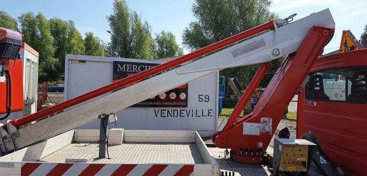 IVECO 35S11 AVEC NACELLE MULTITEL 160ALUDS 16M – DIESEL – 3462 HEURES – 69060 KMS ROUGE DD-697-AF