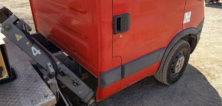 IVECO 35S11 AVEC NACELLE MULTITEL 160ALUDS 16M – DIESEL – 3462 HEURES – 69060 KMS ROUGE DD-697-AF