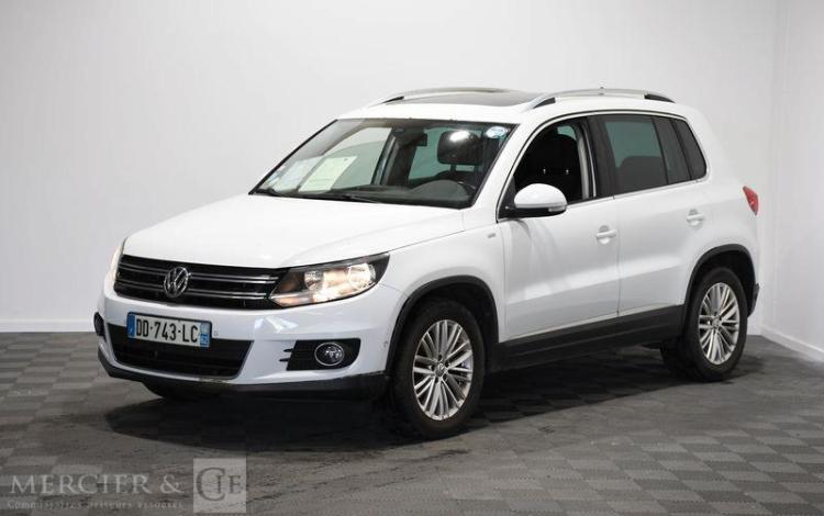 VOLKSWAGEN TIGUAN 2,0 TDI 110 CUP vendu pour pieces sans carte grise BLANC DD-743-LC