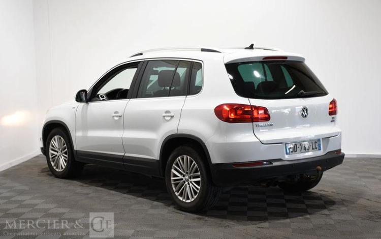 VOLKSWAGEN TIGUAN 2,0 TDI 110 CUP vendu pour pieces sans carte grise BLANC DD-743-LC