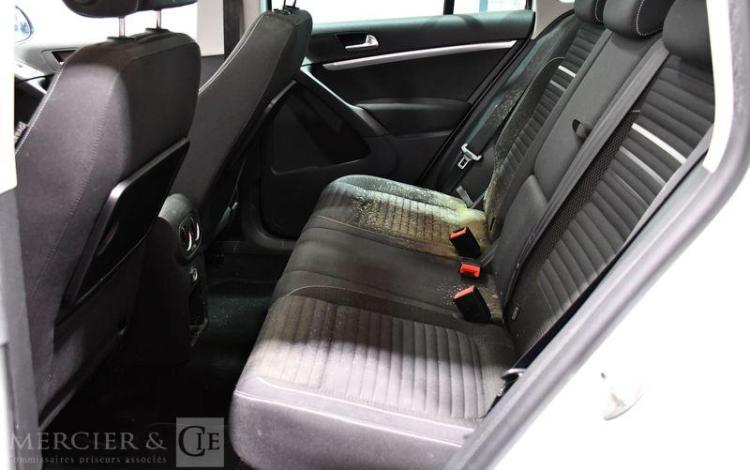 VOLKSWAGEN TIGUAN 2,0 TDI 110 CUP vendu pour pieces sans carte grise BLANC DD-743-LC