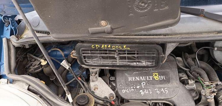 RENAULT TRAFIC 2 L1H1 1000 KGS 1,9 DCI COMBI COURT 100CV – DIESEL – 405062 KMS – AN 2005 BLEU DE-084-DV
