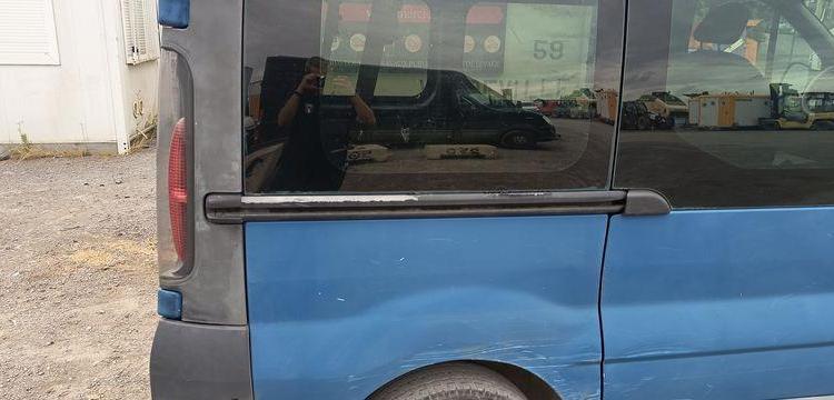 RENAULT TRAFIC 2 L1H1 1000 KGS 1,9 DCI COMBI COURT 100CV – DIESEL – 405062 KMS – AN 2005 BLEU DE-084-DV