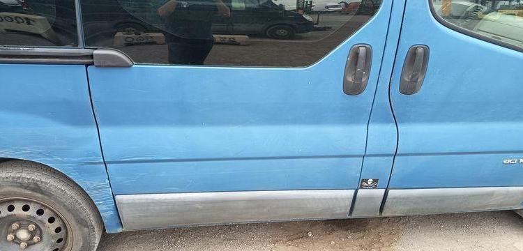 RENAULT TRAFIC 2 L1H1 1000 KGS 1,9 DCI COMBI COURT 100CV – DIESEL – 405062 KMS – AN 2005 BLEU DE-084-DV