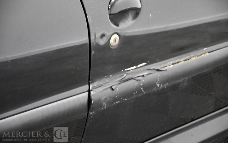 PEUGEOT 206 1,4 HDI 70 X-LINE NOIR DK-873-HS