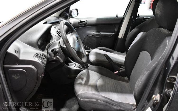 PEUGEOT 206 1,4 HDI 70 X-LINE NOIR DK-873-HS