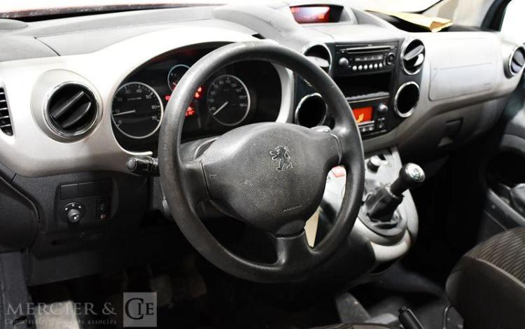 PEUGEOT PARTNER 1,6 HDI 90CH OUTDOOR ORA DS-075-TG