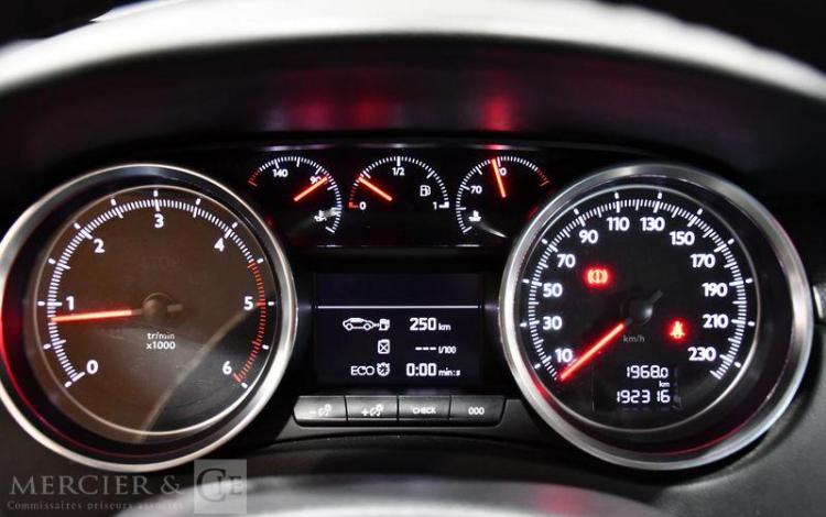 PEUGEOT 508 2,0 BlueHDI 150CH FAP ALLURE NOIRE DS-894-RD