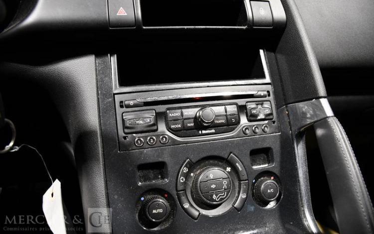 PEUGEOT 3008 1,6 HDI 115CH BUSINESS NOIR DT-250-EL