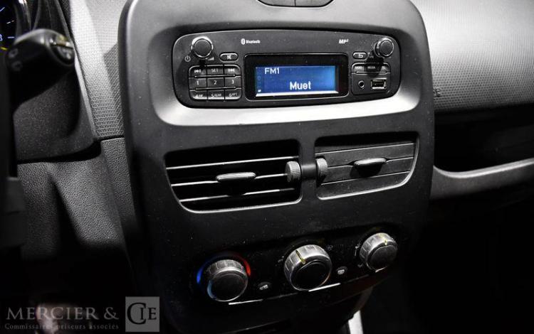 RENAULT CLIO 1,2 75CH LIFE GRIS DY-902-NC