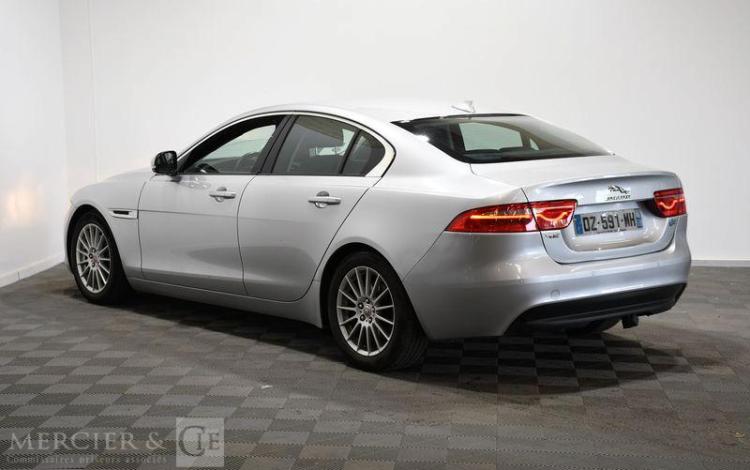 JAGUAR XE 2,0 D 165 E-PERFORMANCE PURE BVA GRIS DZ-591-MH