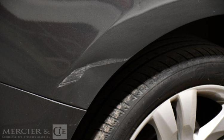 PEUGEOT 5008 1,6 BLUE HDI 120CH FAP EAT6 GRIS DZ-693-AG