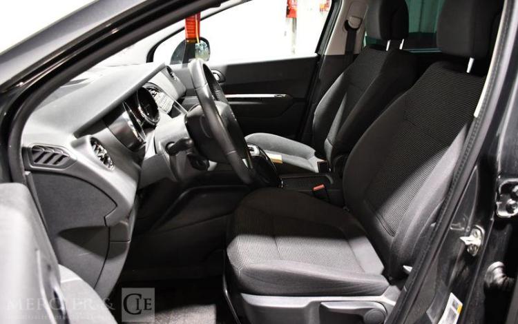 PEUGEOT 5008 1,6 BLUE HDI 120CH FAP EAT6 GRIS DZ-693-AG