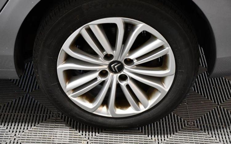CITROEN C4 1.6 BLUEHDI 120 MILLENIUM EAT GRIS EB-536-DN