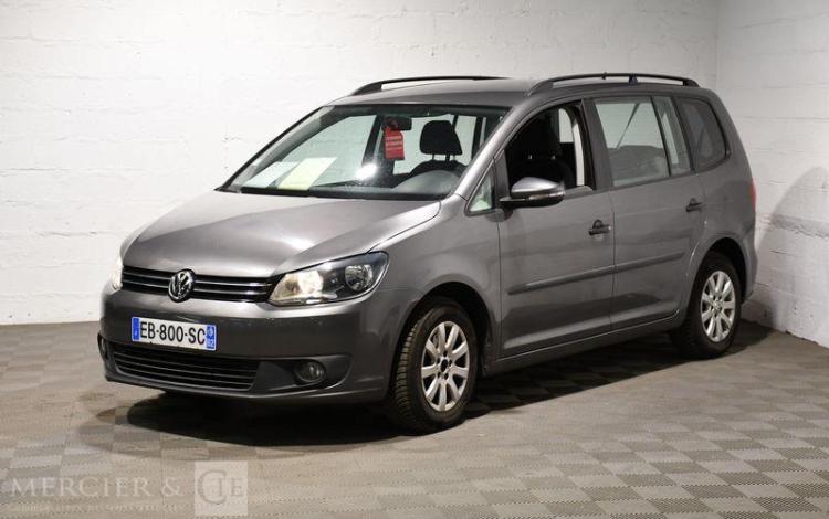 VOLKSWAGEN TOURAN 1,6 TDI105 BUSINESS TRENDLINE 7 PLS GRIS EB-800-SC