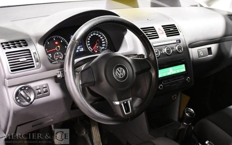 VOLKSWAGEN TOURAN 1,6 TDI105 BUSINESS TRENDLINE 7 PLS GRIS EB-800-SC