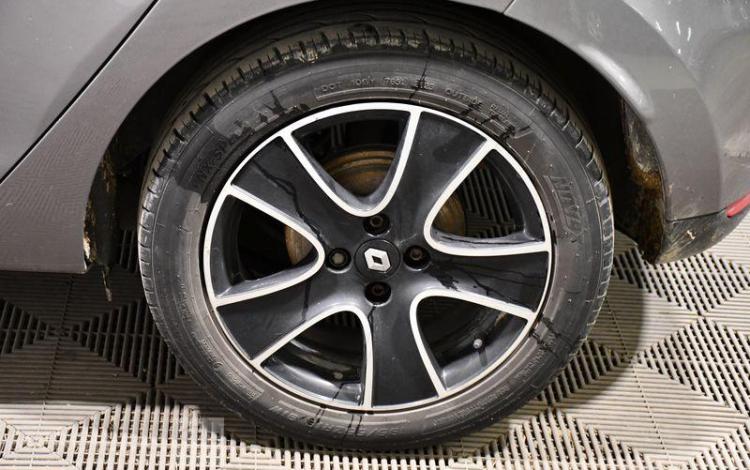 RENAULT CLIO 0,9 TCE 90 ENERGY LIMITED GRIS EC-470-QR