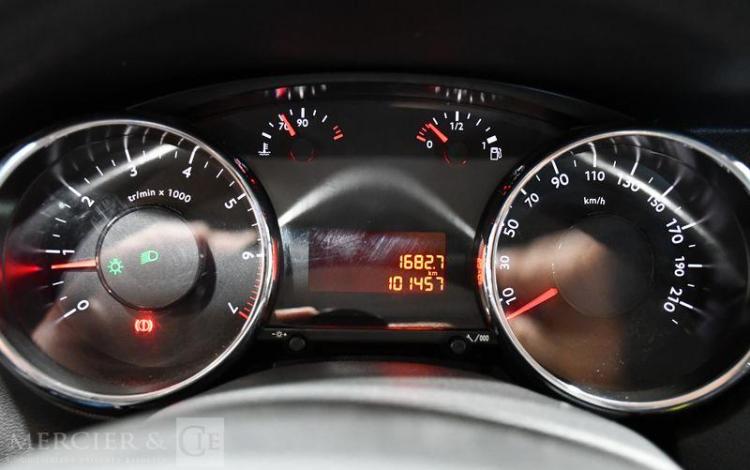 PEUGEOT 5008 1,2 PURETECH 130 ACTIVE GRIS ED-367-AM