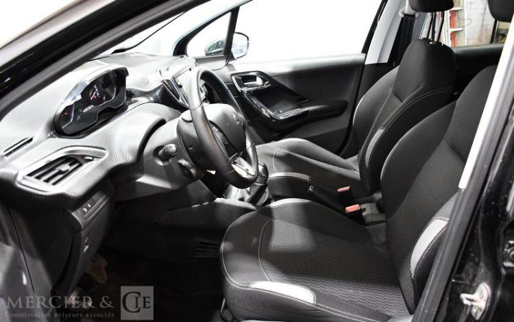 PEUGEOT 208 1.2 PURETECH 80CH STYLE NOIR ED-951-PN