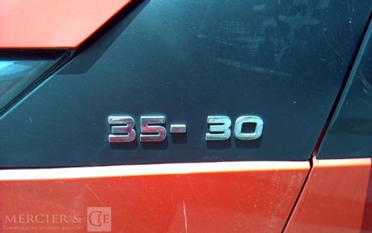 IVECO 35-130 BENNE SIMPLE CABINE COFFRE ROUGE EE-294-CR
