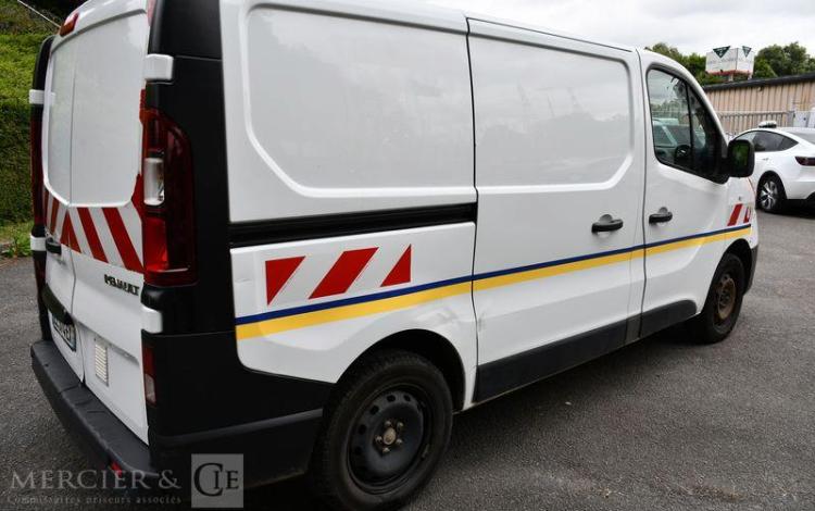 RENAULT TRAFIC L1H1 1000 DCI 120CH GD CFT BLANC EE-974-EX