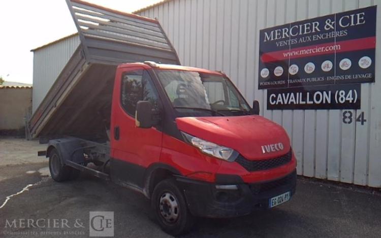 IVECO 35-130 BENNE SIMPLE CABINE ROUGE EG-024-PY