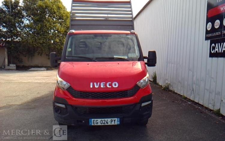 IVECO 35-130 BENNE SIMPLE CABINE ROUGE EG-024-PY