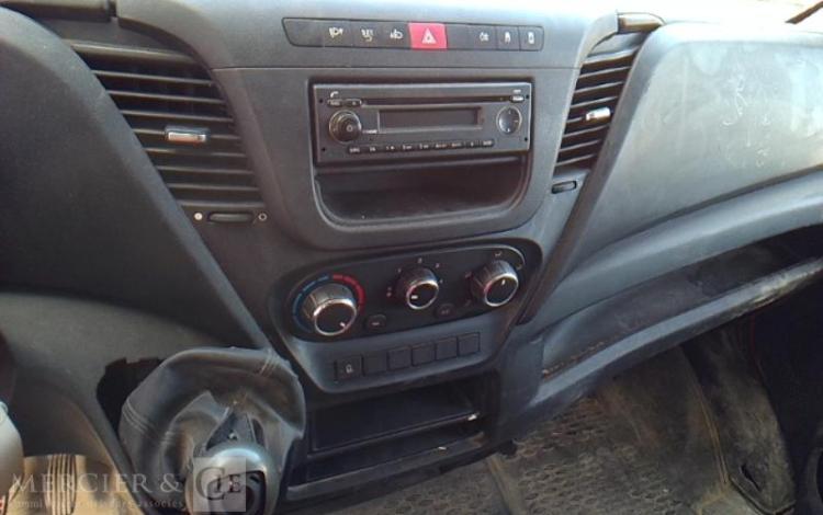 IVECO 35-130 BENNE SIMPLE CABINE ROUGE EG-024-PY