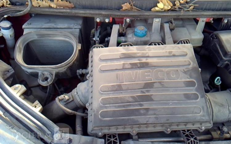 IVECO 35-130 BENNE SIMPLE CABINE ROUGE EG-024-PY