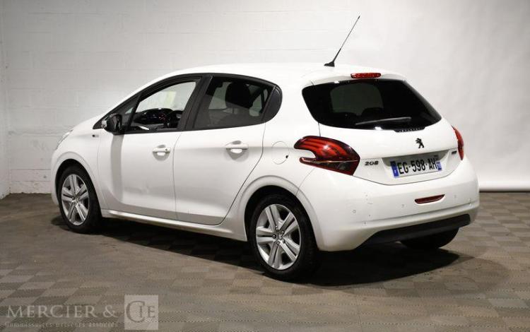 PEUGEOT 208 1.2 PURETECH 82CH STYLE vente à pro pour pieces sans carte grise BLANC EG-598-AH