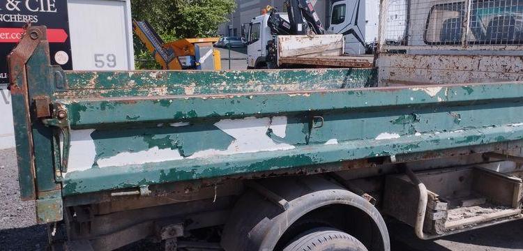 MERCEDES SPRINTER 411 CDI 2,2 D CHASSIS CABINE LONG 109 CV AVEC BENNE – 227626 KMS BLANC EH-179-BD