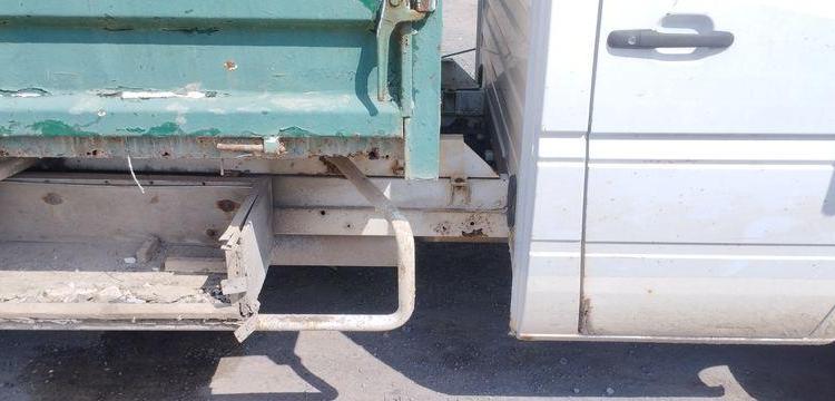 MERCEDES SPRINTER 411 CDI 2,2 D CHASSIS CABINE LONG 109 CV AVEC BENNE – 227626 KMS BLANC EH-179-BD