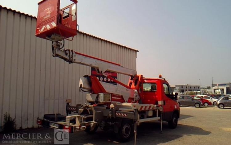 MULTITEL 35-120 NACELLE SUR VL MX 210 21M 2945H ROUGE EK-247-AQ