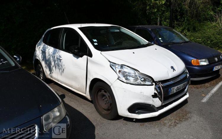 PEUGEOT 208 AFF 1,6 BLUEHDI 75 PREMIUM BLANC EL-044-EM