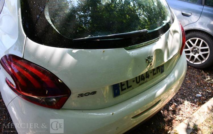 PEUGEOT 208 AFF 1,6 BLUEHDI 75 PREMIUM BLANC EL-044-EM