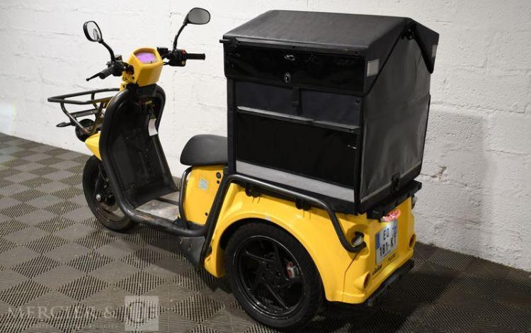 LIGIER STABY JAUNE EQ-181-KT