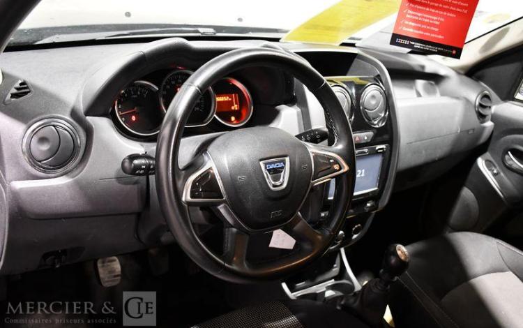 DACIA DUSTER BLACK TOUCH DCI 110 4X2 GRIS ER-414-HG