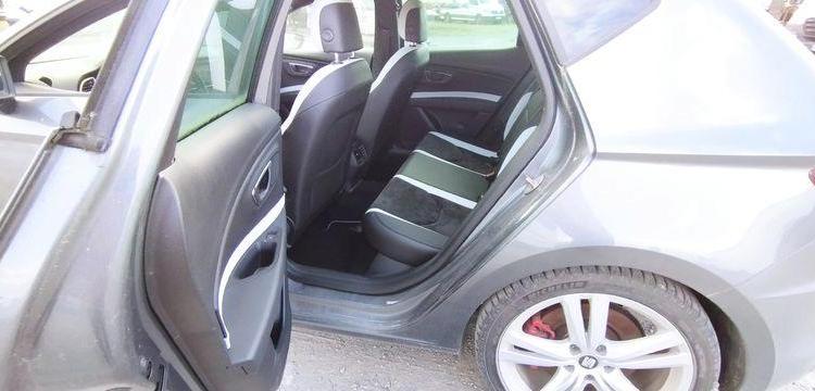 SEAT LEON CUPRA 1,6 TSI – ESSENCE – 104524 KMS – POUR PIECES – GRIS WW-626-LS