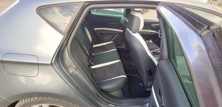 SEAT LEON CUPRA 1,6 TSI – ESSENCE – 104524 KMS – POUR PIECES – GRIS WW-626-LS