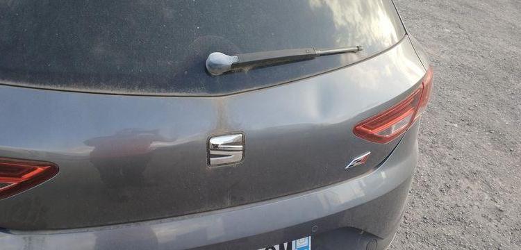 SEAT LEON CUPRA 1,6 TSI – ESSENCE – 104524 KMS – POUR PIECES – GRIS WW-626-LS