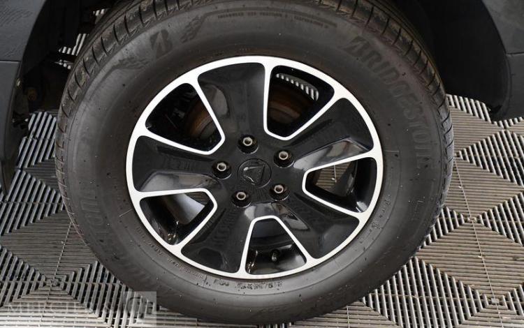 DACIA DUSTER 1,5 DCI 110CH BLACK TOUCH 4X2 GRIS ER-878-MA