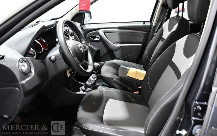 DACIA DUSTER 1,5 DCI 110CH BLACK TOUCH 4X2 GRIS ER-878-MA