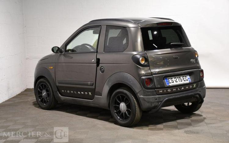 MICROCAR M-GO TQM 0,5 DCI 10CH OUTDOOR BVA GRIS ES-215-EC
