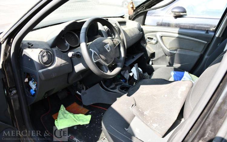 DACIA DUSTER BLACK TOUCH DCI 110 EDC NOIR ET-321-SM
