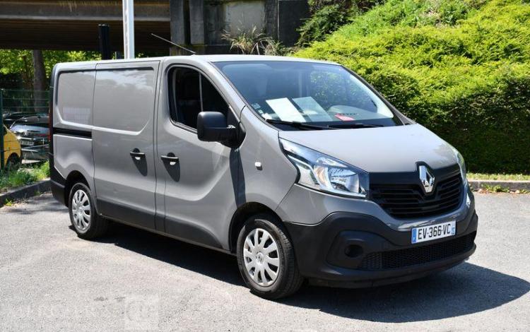 RENAULT TRAFIC 1,6 DCI 125CH GD CFT GRIS EV-366-VC