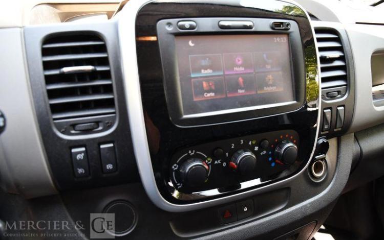 RENAULT TRAFIC 1,6 DCI 125CH GD CFT GRIS EV-366-VC