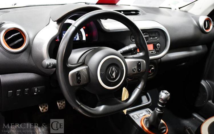 RENAULT TWINGO 0.9 TCE 110 GT NOIR EW-858-EY